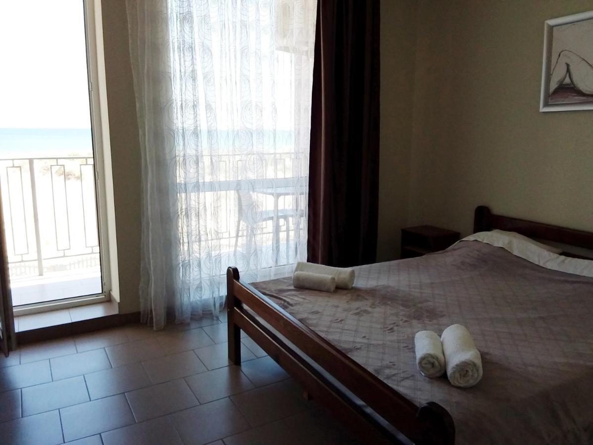 Hotel Golden Beach Zatoka Ngoại thất bức ảnh